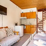 Marketos Maisonette 4pax סבורונטה