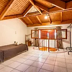 Marketos Maisonette 4pax * סבורונטה