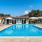 Marketos Maisonette 4pax Апартаменты Свороната