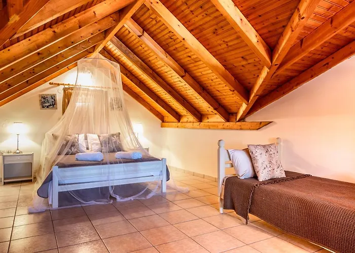 Daire Marketos Maisonette 4pax
